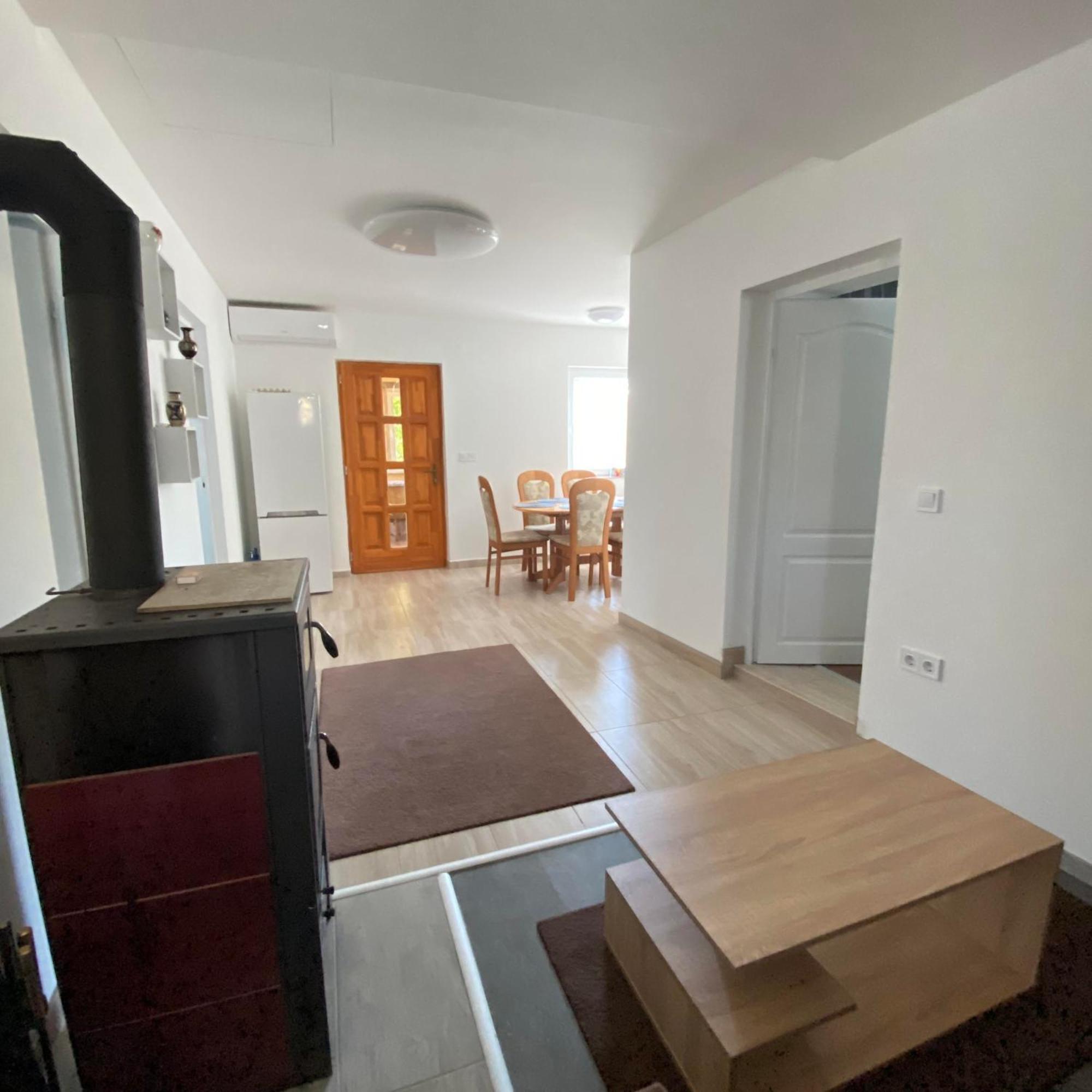 Appartamento Perla Vendeghaz Igal Esterno foto