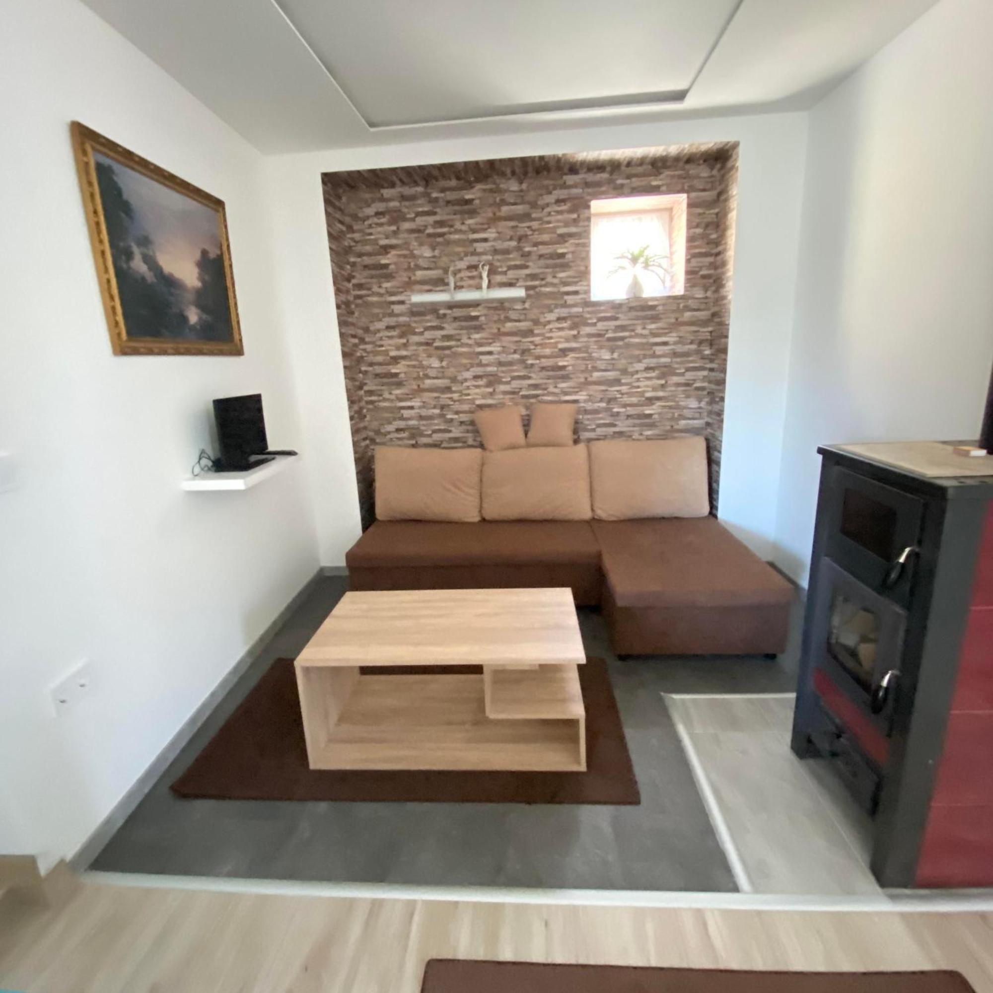 Appartamento Perla Vendeghaz Igal Esterno foto